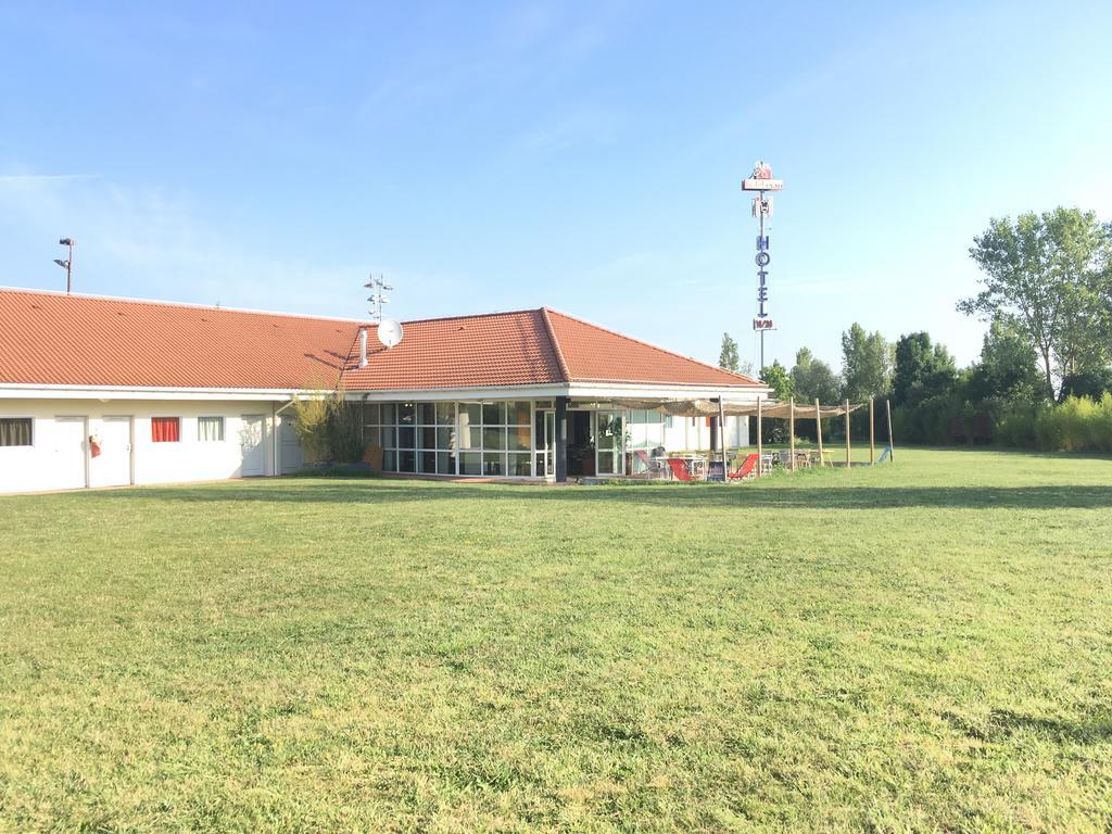 Hotel Evan Lempdes sur Allagnon المظهر الخارجي الصورة
