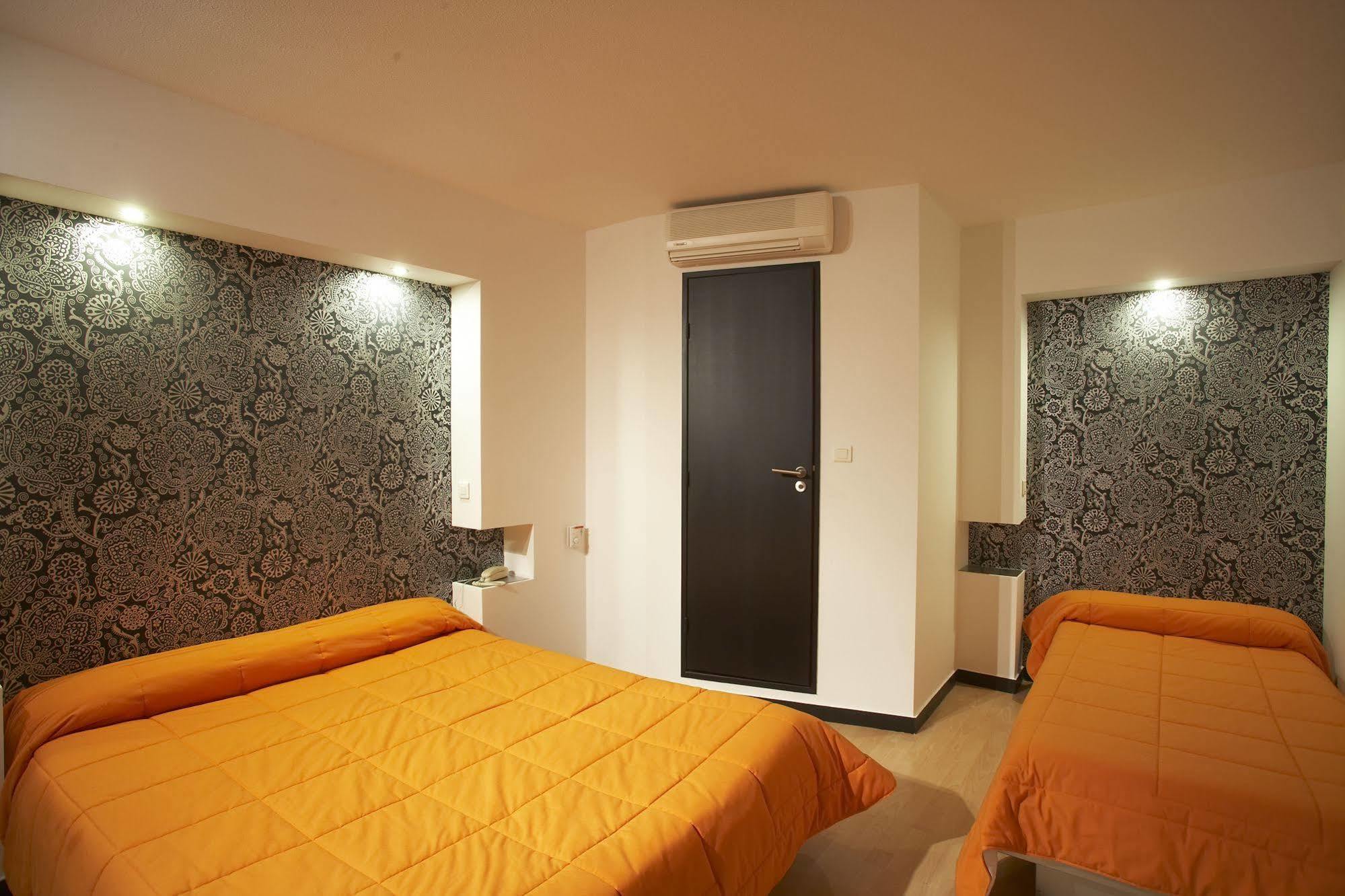 Hotel Evan Lempdes sur Allagnon المظهر الخارجي الصورة